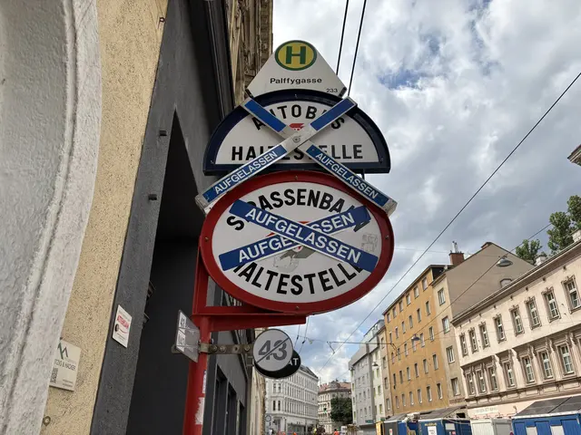 Die Linie 43 war 2025 bis August ab dem Elterleinplatz gesperrt. Die gegengesetzte Richtung wurde heuer erneuert.  | Foto: Matthias Pandrea
