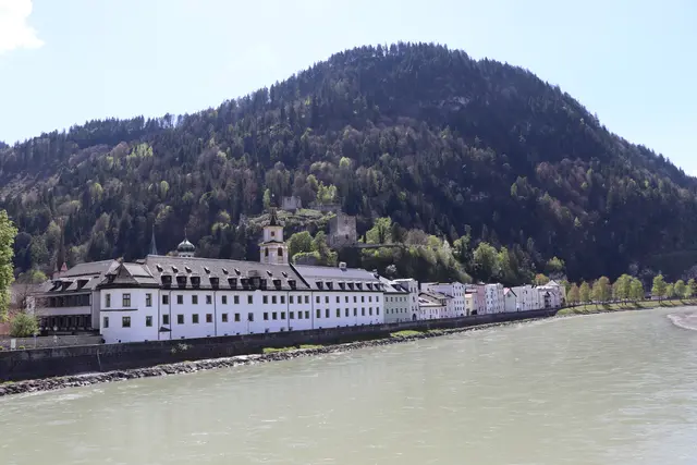 Die kleinste Stadt Österreichs verzeichnet im Juli 2026 besonders starke Zuwächse bei den Gästeankünften und Nächtigungen. | Foto: Martina Obertimpfler 