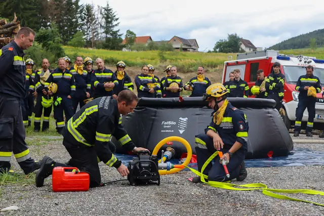 Gemeinsam ging man in Landscha die Abläufe durch.  | Foto: BFV Weiz