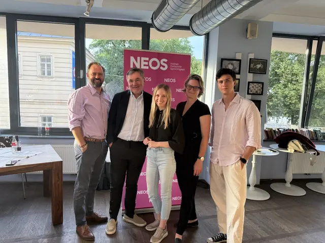 v.l.: Markus Ornig, Dieter Riedlinger-Baumgartner, Ines Holzegger, Christina Marchesani, Henry Trezek. | Foto: Neos
