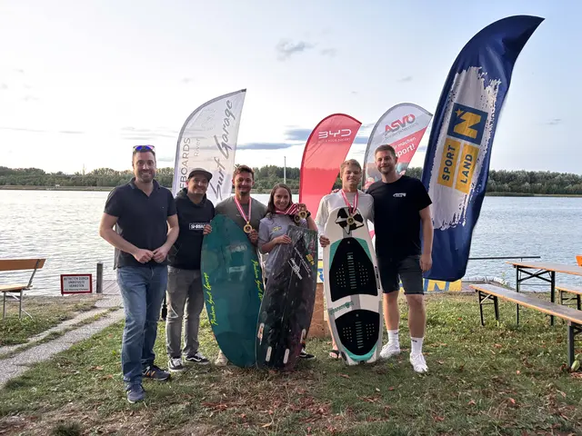 StR Franz X. Hebenstreit, Fabrian Jesacher (ÖWWV), die Staatsmeister Tobias Konsel, Alian Binder und Artem Cherkaskyy mit Paul Mittermeier (Organisator WSC-Tulln) | Foto: WSC-Tulln