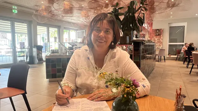 Schulqualitätsmanagerin Agnes Totter spricht über die Stärken der klein strukturierten Bildungslandschaft in der Südoststeiermark und die Bedeutung individueller Förderung. | Foto: MeinBezirk/Gerda Sammer-Schmidt
