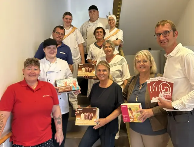 Die Vertreterinnen und Vertreter der Gewerkschaft beim Besuch im Seniorium Perg. | Foto: younion OÖ