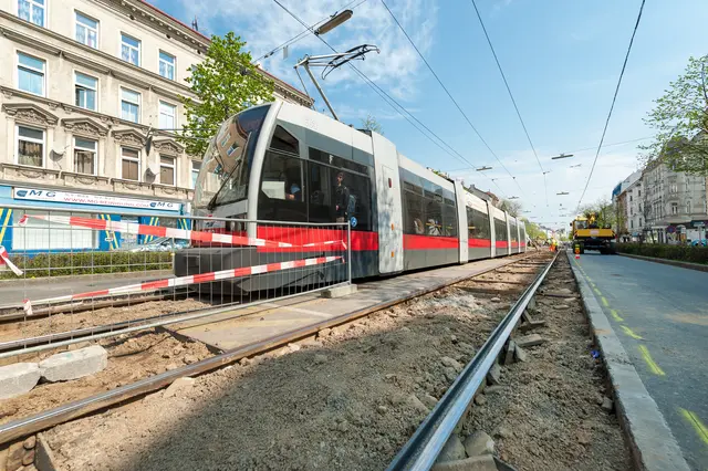 Aufgrund von Erneuerungsarbeiten konnte die Bim-Linie 43 den Sommer über nicht auf ihrer gesamten Länge fahren. (Archiv) | Foto: Manfred Helmer/Wiener Linien