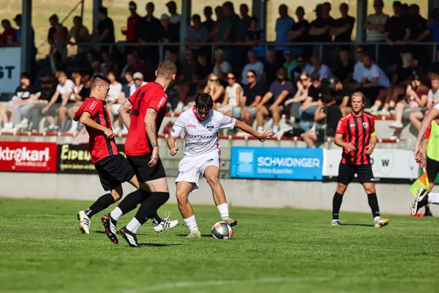 Voll Hütte, drei Tore, ein Heimsieg: Eidenberg schnappte sich gegen Reichenau den ersten Saison-Dreier. | Foto: Reischl
