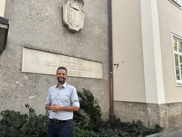 Matthias Greisberger, der Grünlandreferent der Landwirtschaftskammer Salzburg. | Foto: Emanuel Hasenauer