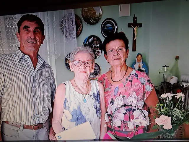 Johanna Schweizer feierte ihren 75. Geburtstag - die Senioren gratulierten. | Foto: Gemeinde