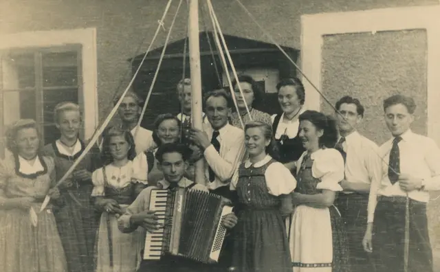 Die Landjugend Jahrings in den 50ern. | Foto: Landjugend Jahrings