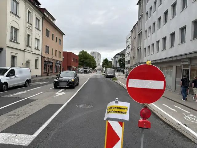 Ab dem 26. August dieses Jahres ist die Einbahnregelung in der St. Ruprechter Straße wieder aufgehoben.  | Foto: MeinBezirk.at/Stephan Fugger