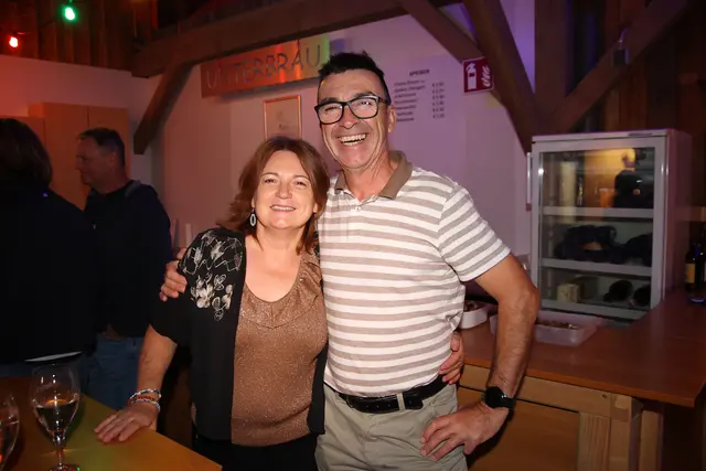 Charity-Geburtstagsfest: Norbert Schlager mit Inge.
