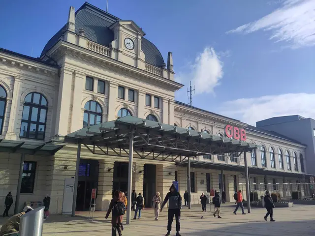 Die Rauferei trug sich vor dem St. Pöltner Hauptbahnhof zu. | Foto: Katharina Schrefl