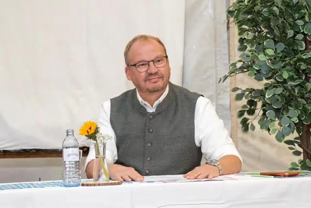 Festwirt Patrick Stützner. | Foto: MeinBezirk/Doms