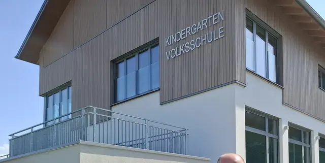 Die Taugler Zauberflöte in der neuen Volksschule. | Foto: Josef Wind