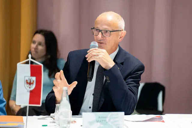 „Die heurige zentrale Frage des European Forum Alpbach ist: How Europe wins? Unsere Antwort ist: Europa gewinnt mit starken Regionen", betont Landeshauptmann Anton Mattle. | Foto: Land Steiermark/Binder