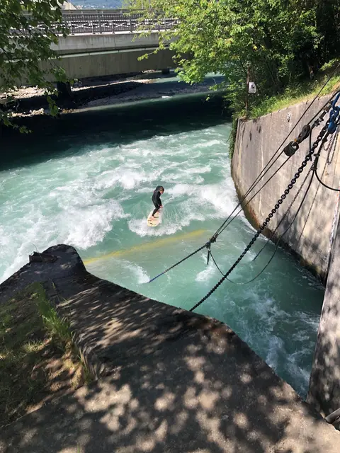 Hier gut zu sehen: die selbst entwickelte "Wellenkonstruktion". | Foto: Surf'Inn