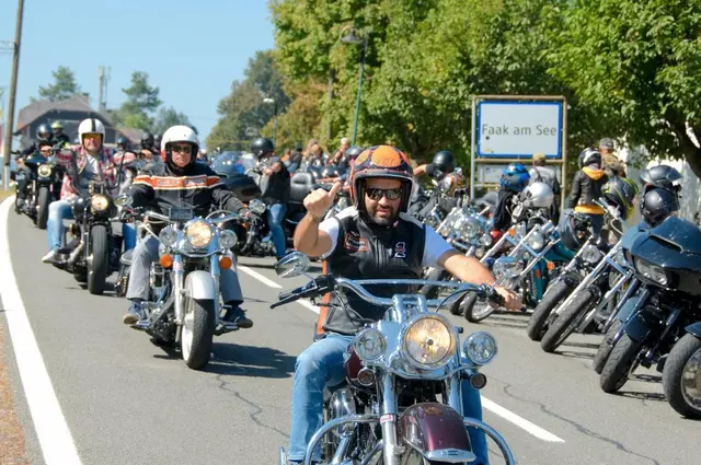 Faak am See wird mit dem Harley Village zum Zentrum des Geschehens. Am 12. September findet die große Parade statt. | Foto: A.R. David Photography