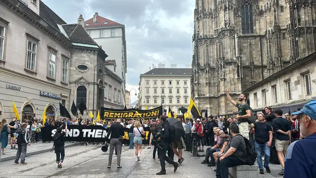 Die Sommer-Demo der "Identitären" ist heuer verboten worden. (Archiv) | Foto: MeinBezirk