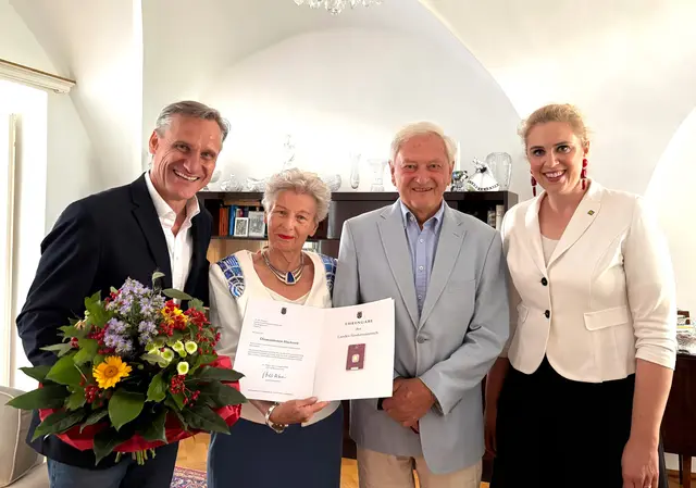 Gertrude und Friedrich Mielniczek mir Marlene Zeidler-Beck und Gert Zaunbauer. | Foto: Lilly Zaunbauer