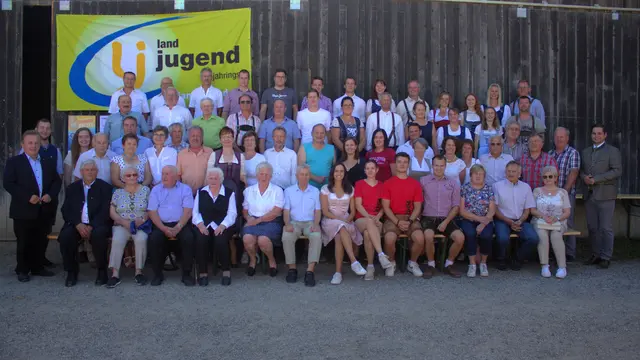 Die ehemaligen Obmänner und Leiterinnen der Landjugend Jahrings. | Foto: Landjugend Jahrings