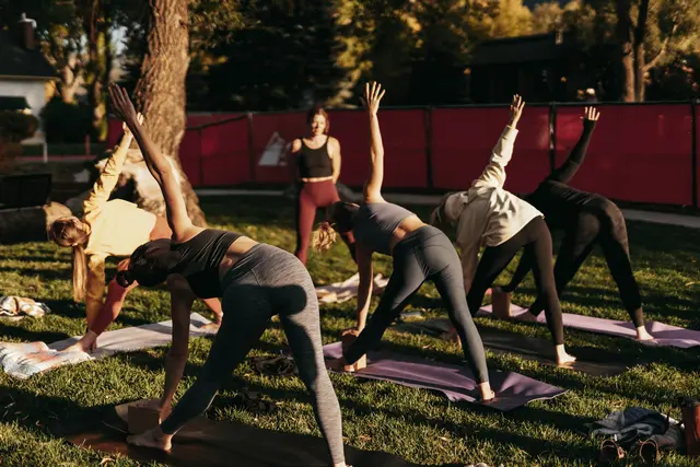 Yoga im Park