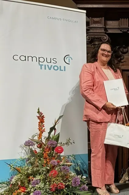 Daniela Lamisch freut sich über den erfolgreichen Abschluss des Grete-Rehor-Lehrgangs. | Foto: Lamisch