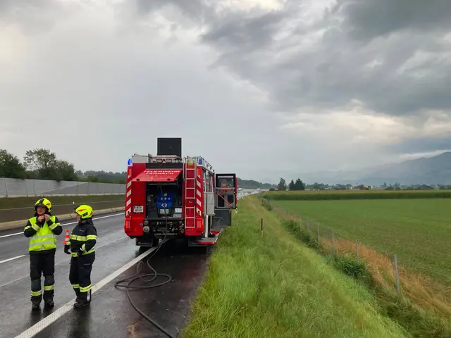 Die Feuerwehren sicherten die Unfallstelle ab.