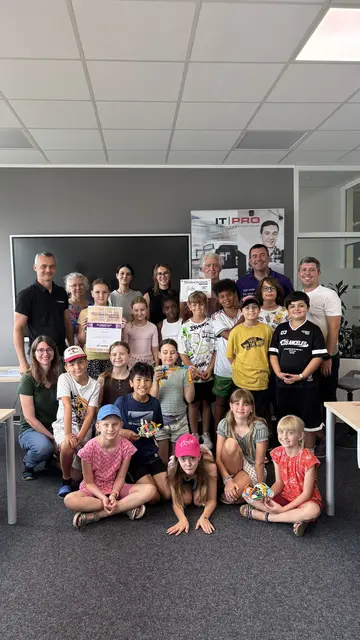 Auch die VS Europaschule präsentiert stolz ihr Gütesiegel. | Foto: Digital Mile Linz