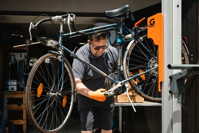 Klaus Messner war schon früh radaffin und betrieb sogar eine eigene Mountainbikestrecke. | Foto: Bernd Grosseck