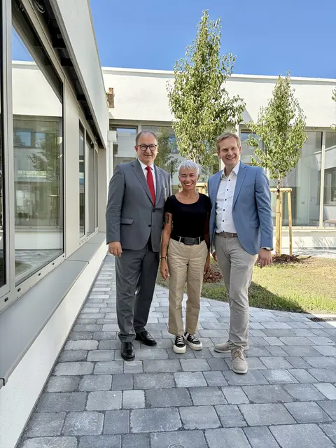 LR Martin Winkler, SPÖ-Bildungssprecherin Doris Margreiter und Bürgermeister Markus Ringhofer (v.li.) | Foto: SPOÖ