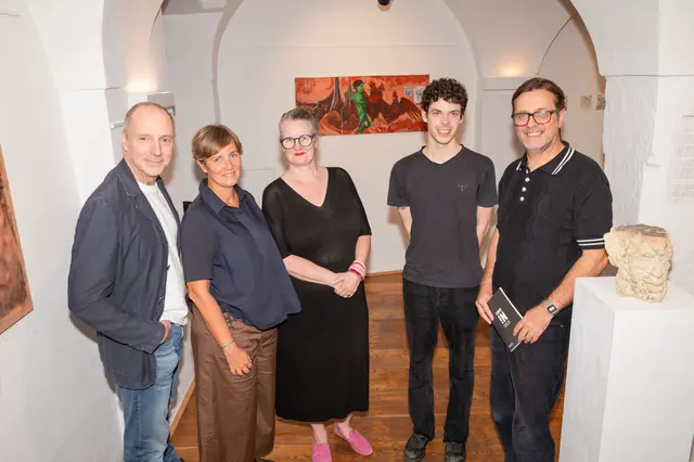 Martin Vogg (Geschäftsführung Kulturvernetzung Niederösterreich), Gudrun Schindler-Rainbauer (Kulturstadträtin Waidhofen/Ybbs), Ina Reuter (Obfrau Stadtgalerie Waidhofen, Mentorin und Jurymitglied Come In! Galerie), Emil Eckert (Künstler), Hannes Mayrhofer (Viertelmanagement Mostviertel, Kulturvernetzung Niederösterreich) | Foto: Diana Bachler