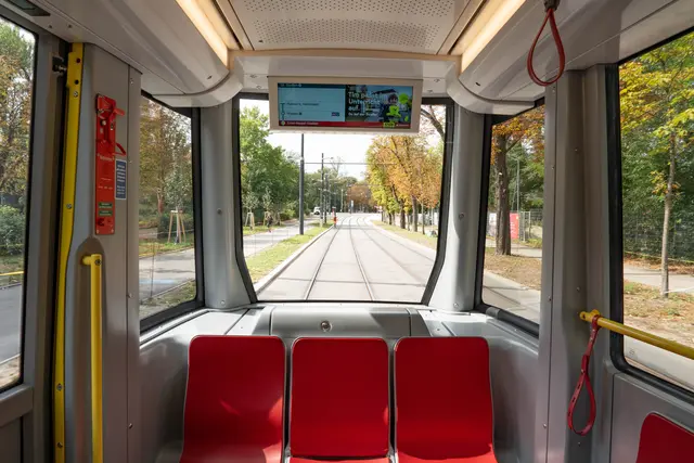Die Straßenbahnlinie 18 fährt ab 5. September über die Stadionbrücke in den Prater. | Foto: Kaja Sade Jerabek/MeinBezirk