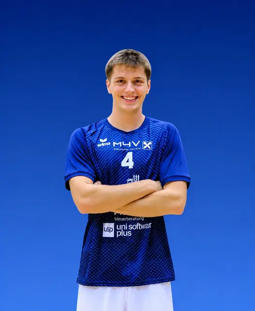 Noah Erlinger schnuppert im Ried-Dress erstmals Bundesligaluft. | Foto: Erlinger