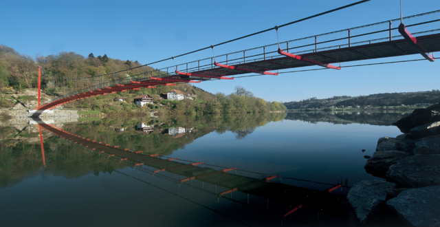 Der Mariensteg wird 20! Am Sonntag, 13. September 2026, feiert Wernstein gemeinsam mit der bayerischen Partnergemeinde Neuburg am Inn das Jubiläum der Brücke, die längst mehr ist als nur eine Verbindung zwischen zwei Ufern. | Foto: Gemeinde Wernstein