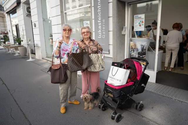 Schnell sein lohnt sich: die Taschen sind schnell vergriffen.  | Foto: Sade Jerabek/MeinBezirk