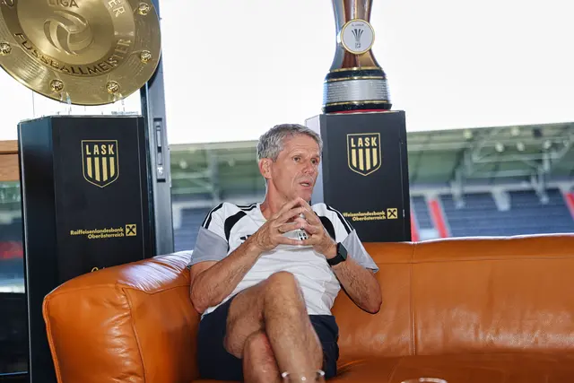 LASK-Trainer Didi Kühbauer: "Ich will wissen, was die Spieler denken. Die Jungs sind ja keine Trottel, die wissen ganz genau, worum es geht." | Foto: MeinBezirk/Benjamin Reischl