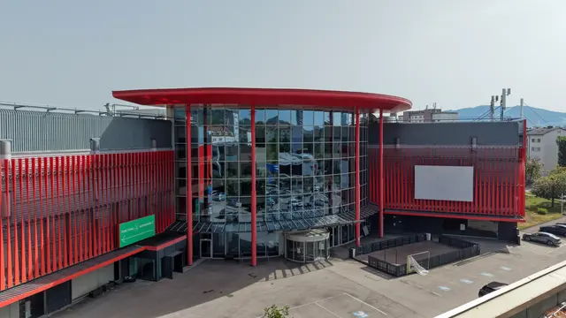 Wie diese Woche durch einen Medienbericht bekannt wurde, prüft die Bundesimmobiliengesellschaft BIG gerade das ehemalige Kika-Gebäude als möglichen Standort für die IT:U. | Foto: FOTOKERSCHI / WERNER KERSCHBAUMMAYR