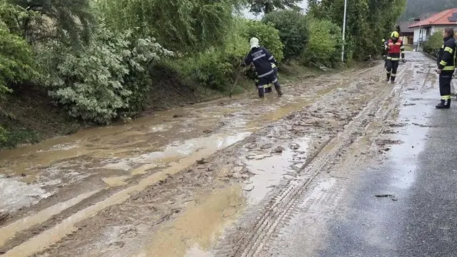 Einige Straßen im Gemeindegebiet von Gurten waren verschlammt. | Foto: FF Gurten