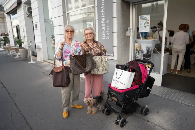 Schnell sein lohnt sich: die Taschen sind schnell vergriffen.  | Foto: Sade Jerabek/MeinBezirk