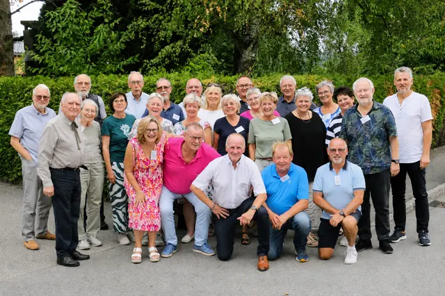 Ein Gruppenfoto durfte beim 50-jährigen Klassentreffen natürlich nicht fehlen. | Foto: Karl Buchmayr