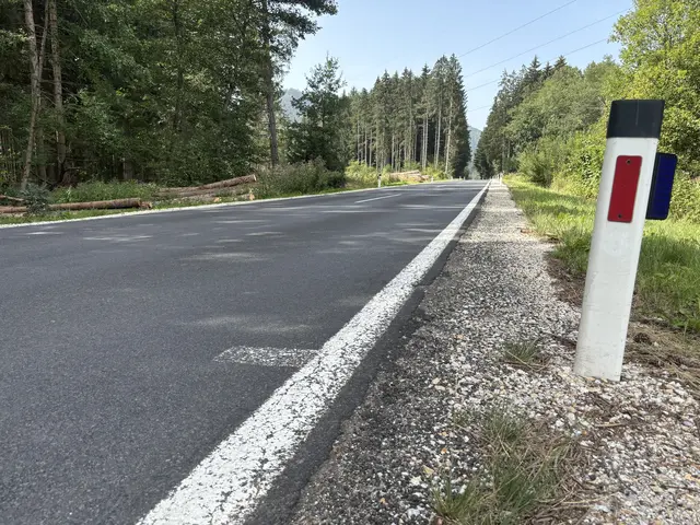 Die Straße in Richtung Gaal hat einige Kurven und Engstellen.