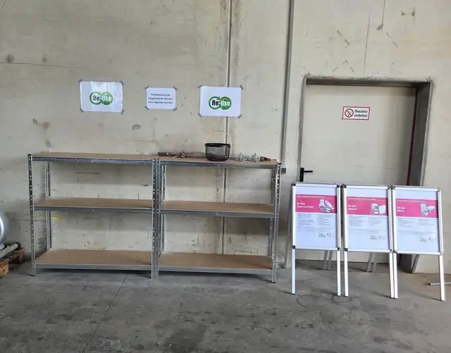 Mit dem Re-Use-Regal in Mitterdorf wird die Kreislaufwirtschaft angekurbelt.  | Foto: Gemeinde Mitterdorf an der Raab