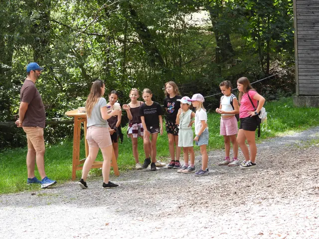 Chor und Theatergruppe der Liedertafel luden Kinder in die Holzwelten. Das Motto „Rampenlicht &amp; Zaubertöne" versprach nicht zu viel. | Foto: Robert Zinterhof