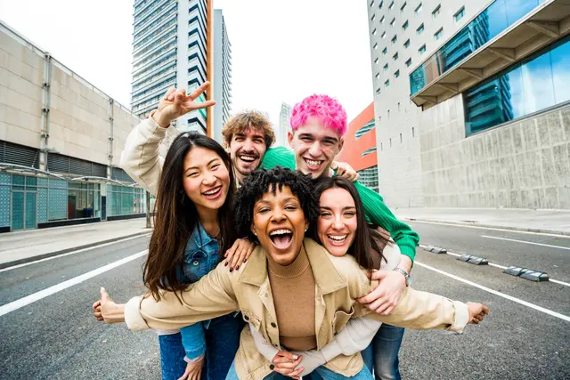 Das Land Kärnten hat den Integrationspreis 2026 ausgeschrieben. (Symbolfoto) | Foto: stock.adobe.com/at/Davide Angelini 