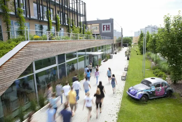Eine Bachelorarbeit am Campus Wieselburg der Fachhochschule Wiener Neustadt zeigt am Beispiel der Lebensmittelproduktion, wie sich bislang wenig genutzte Reststoffströme aufbereiten und Wasser zurückgewinnen lassen.
 | Foto: Fachhochschule Wiener Neustadt/Campus Wieselburg