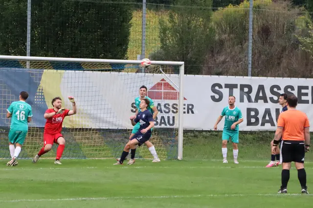 Strafraumszene bei den Gästen | Foto: Gerhard Langmann