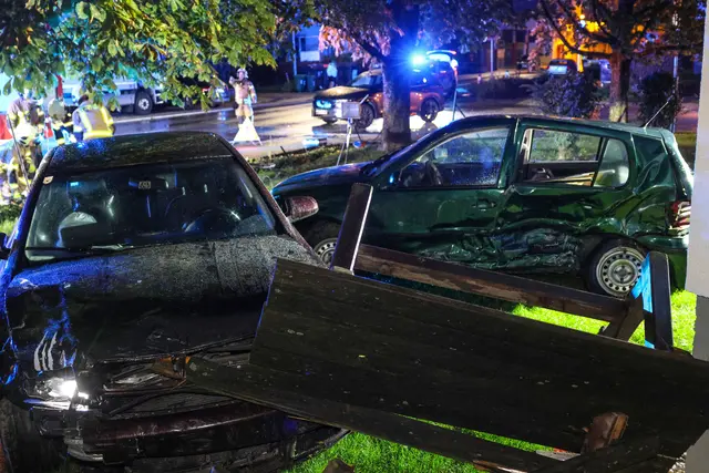 Ein 15-Jähriger flüchtete in Ried im Innkreis vor der Polizei und verursachte dabei einen schweren Verkehrsunfall. | Foto: laumat/Matthias Lauber