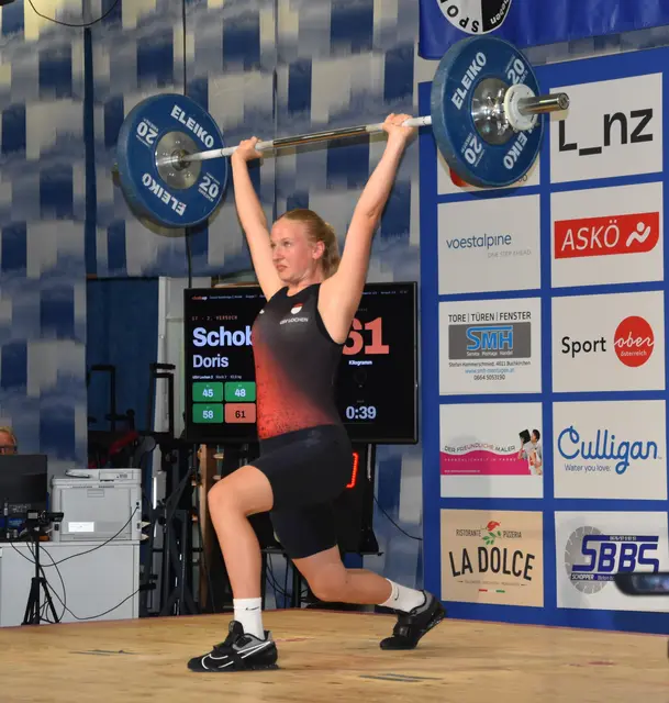 Doris Schober (Union Lochen II) konnte mit neuen Bestmarken im Reißen - Stoßen sowie im Zweikampf glänzen.

Foto: Conny Högg