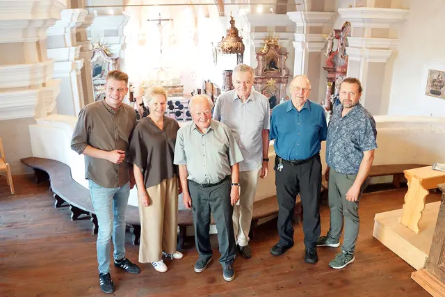 Kulturreferent Gregor Sommer, Gabriele Jedliczka namens des Museumsvereins, Organist Prof. Josef Hofer, die Referenten Josef Rauscher und Gerhard Trousil  sowie Markus Jahn vom Stadtmarketing (v. l.)
 | Foto: Stadtgemeinde Fürstenfeld