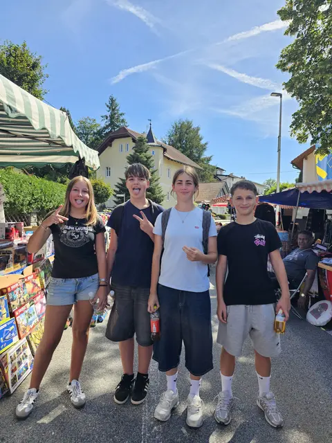Mia, Leo, Janina und Fabian sind cool unterwegs. | Foto: Elke Rott/zema-medien.de