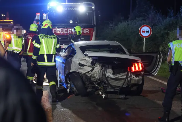Vier Verletzte bei schwerem Crash in Redlham. | Foto: laumat.at/Matthias Lauber